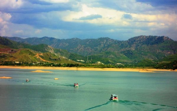 Simly Dam Lake – The Venture Tours