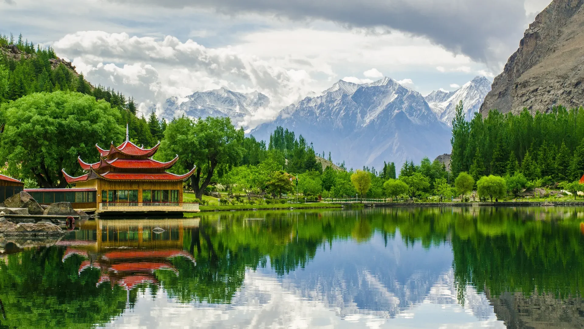 Shangrila resort pagoda reflected in Lower Kachura Lake, Skardu