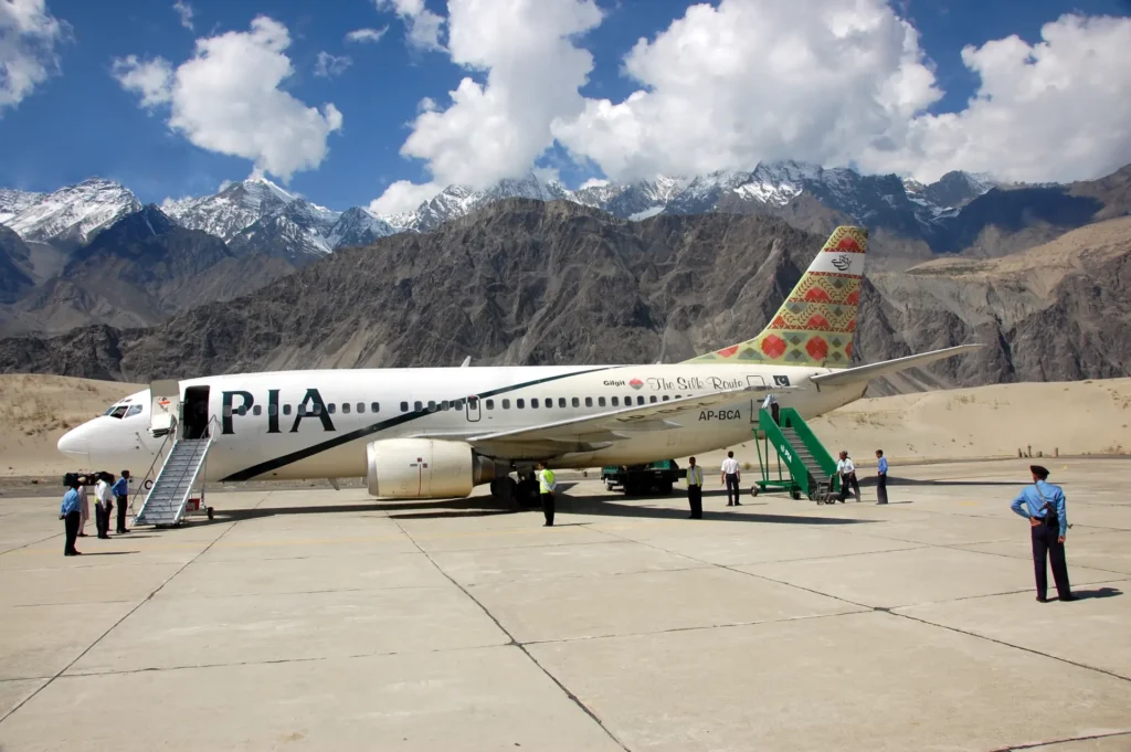Passenger aircraft on the apron at Skardu airport